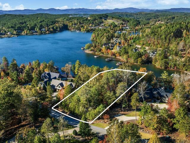 Photo of 374 Peninsula Ridge