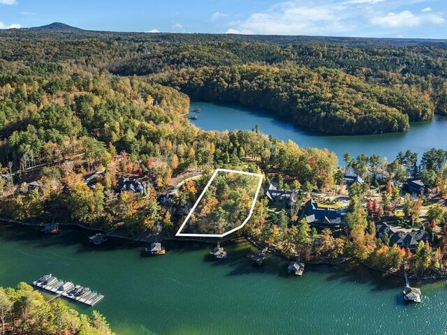 Photo of 374 Peninsula Ridge