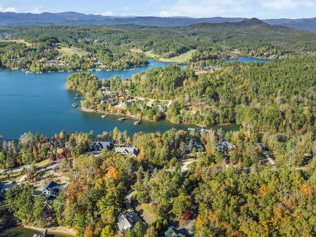 Photo of 374 Peninsula Ridge