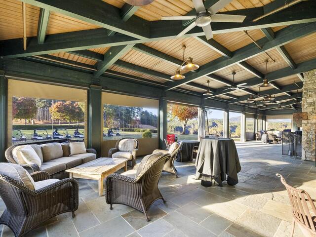 Photo of 374 Peninsula Ridge