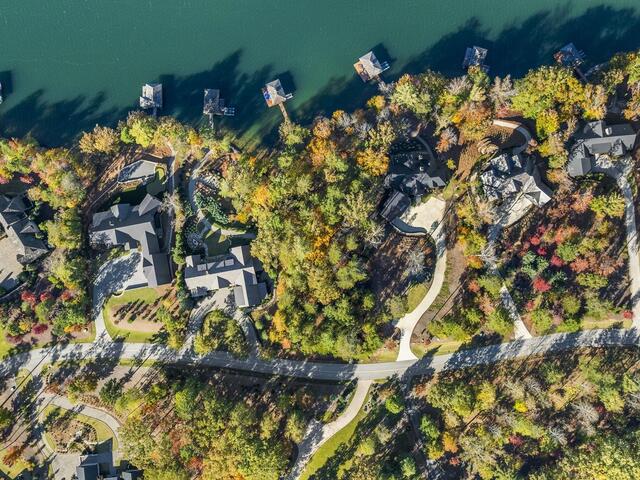 Photo of 374 Peninsula Ridge