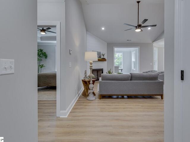 Photo of 629 Mountain View Road