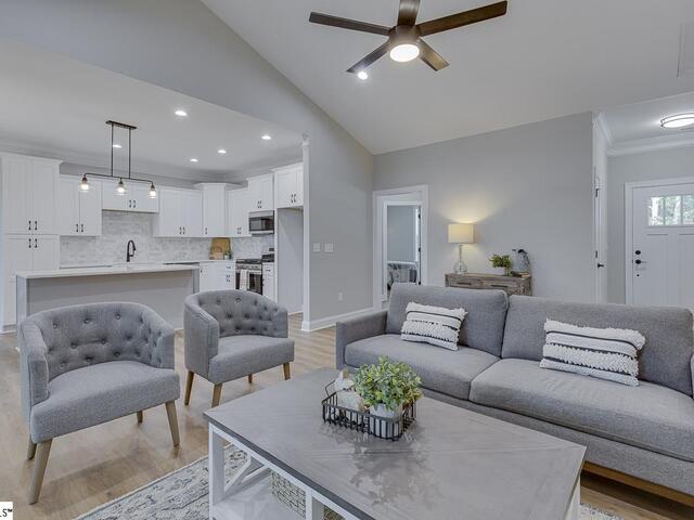 Photo of 629 Mountain View Road