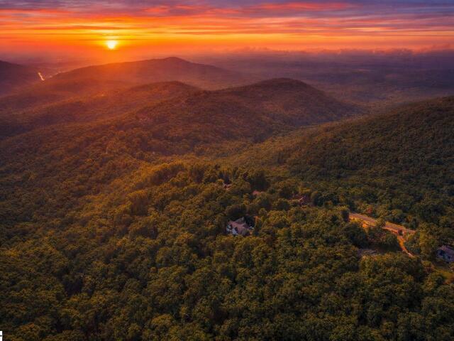 Photo of 34 Eagle Rock Road