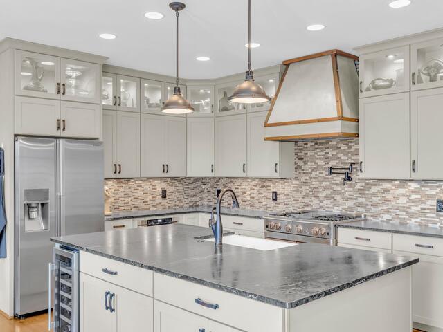 Photo of 34 Eagle Rock Road