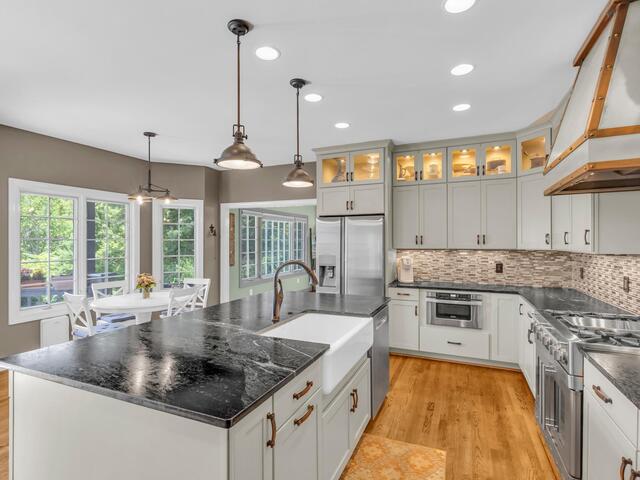 Photo of 34 Eagle Rock Road