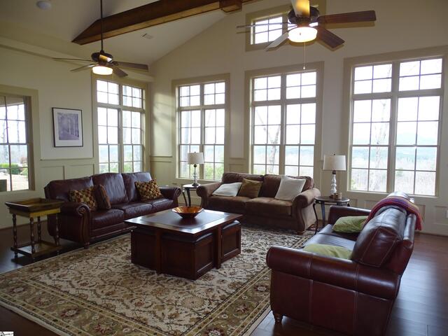 Photo of 216 Gabriel Way