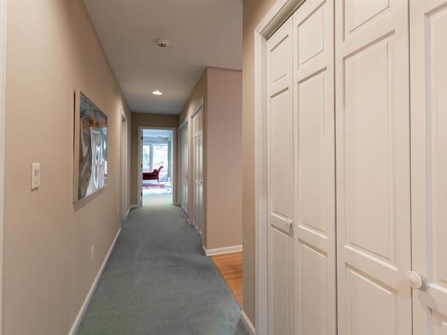 Photo of 28 FARRINGDON Drive