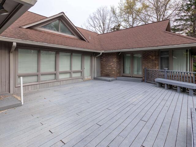Photo of 28 FARRINGDON Drive