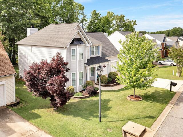 Photo of 144 Birkhall Circle