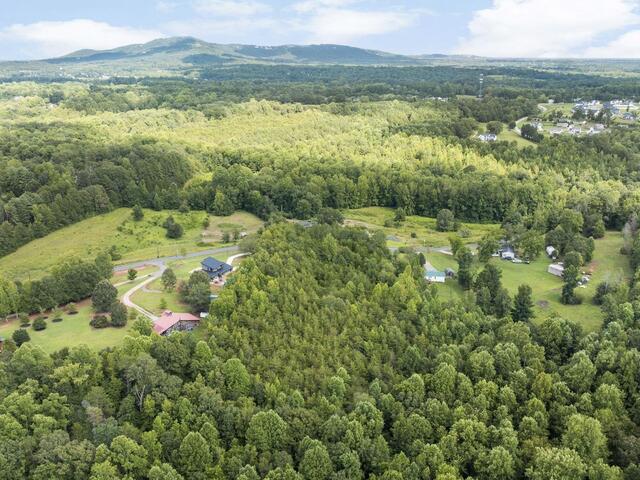 Photo of 716 Settlement Road