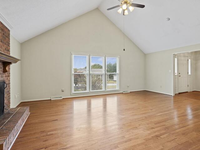 Photo of 107 Fairview Place