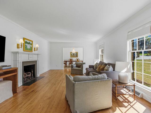 Photo of 6 Broadmoor Drive