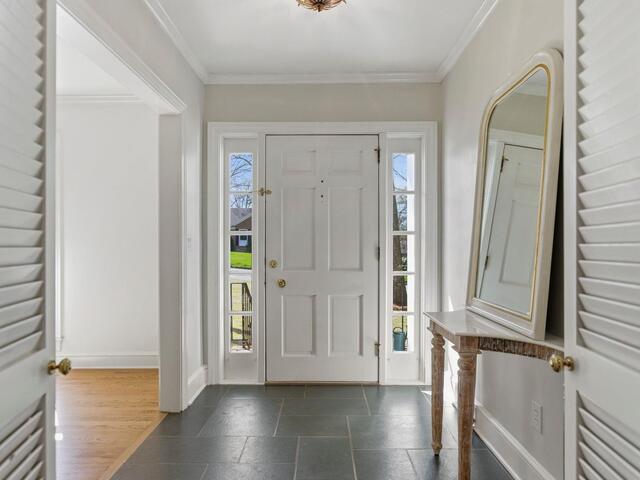 Photo of 6 Broadmoor Drive