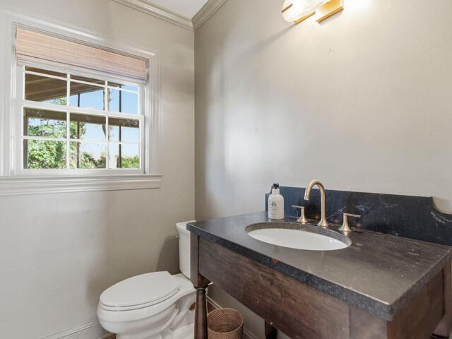 Photo of 6 Broadmoor Drive