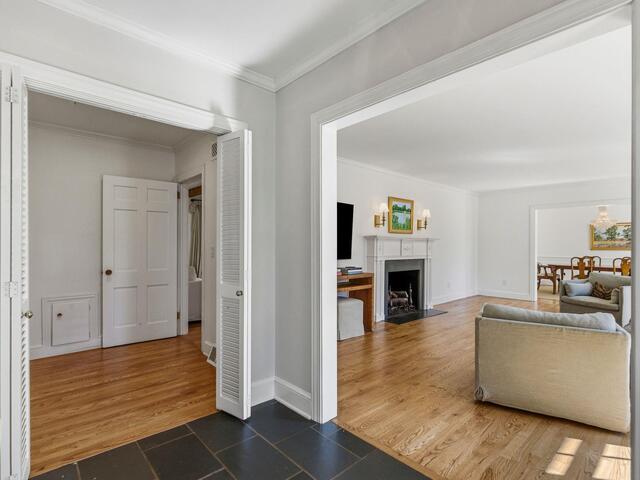 Photo of 6 Broadmoor Drive