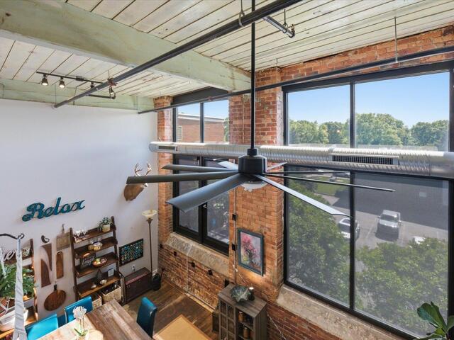 Photo of 300 South Street