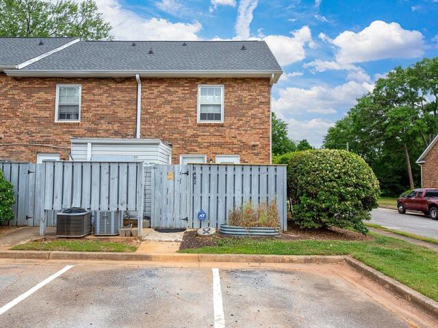 Photo of 1462 Dover Road