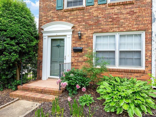 Photo of 1462 Dover Road