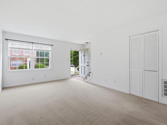 Photo of 1462 Dover Road