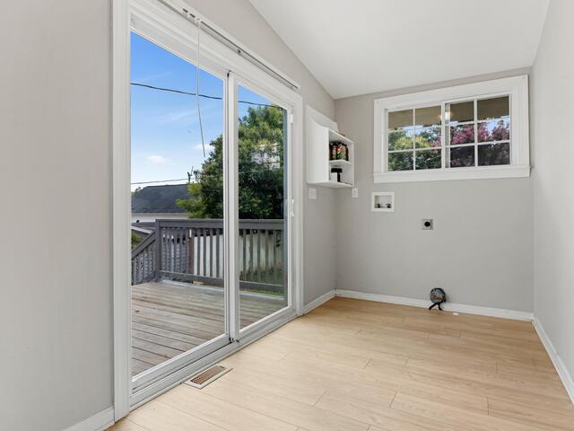 Photo of 472 Sloan Street