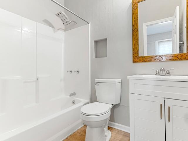 Photo of 472 Sloan Street