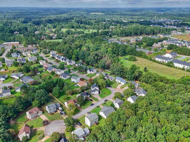 Photo of 258 W Pheasant Hill Drive