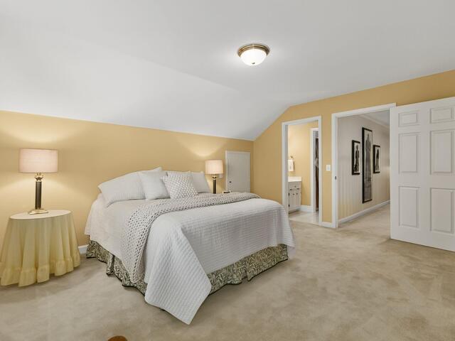 Photo of 242 Woods Road