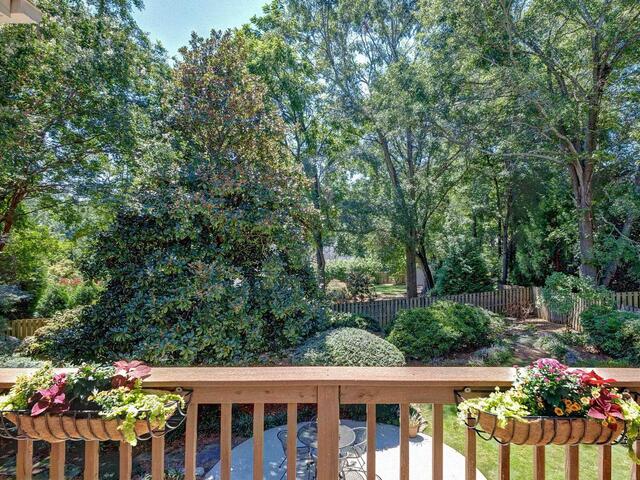 Photo of 242 Woods Road