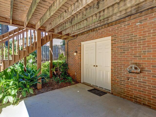 Photo of 242 Woods Road