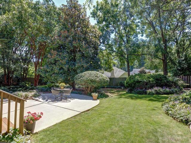 Photo of 242 Woods Road