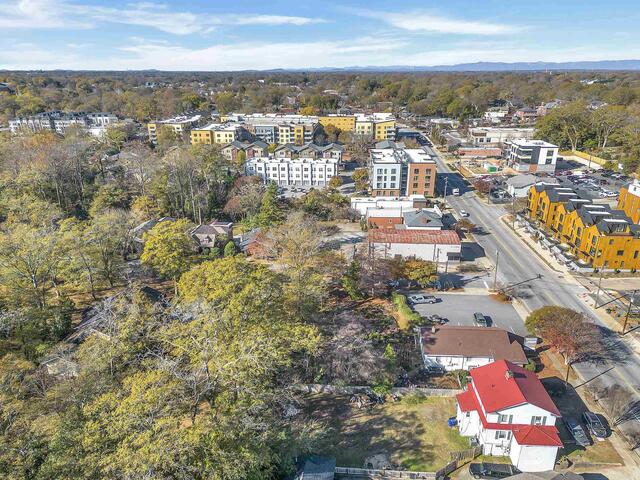 Photo of 206 E Stone Avenue
