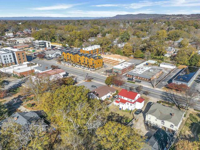 Photo of 206 E Stone Avenue