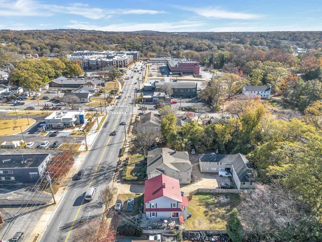 Photo of 206 E Stone Avenue