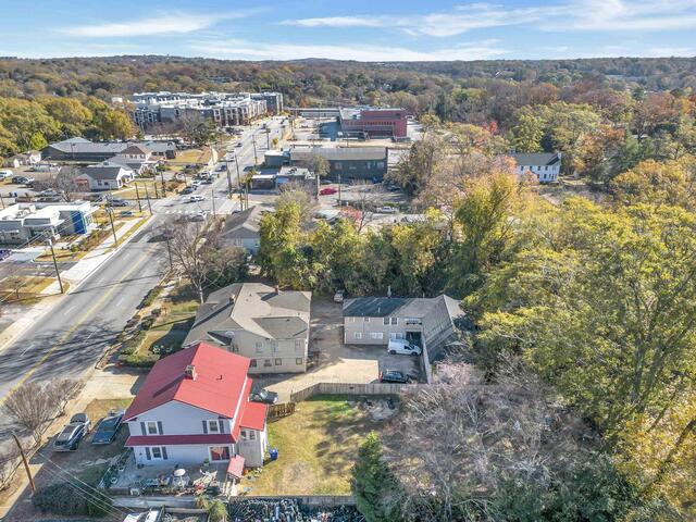 Photo of 206 E Stone Avenue