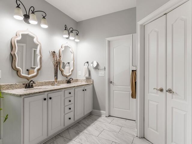 Photo of 8 Middleberry Court