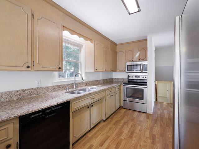 Photo of 515 Kenilworth Drive