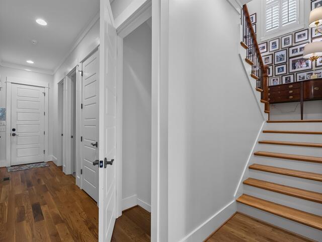 Photo of 341 Riverside Drive