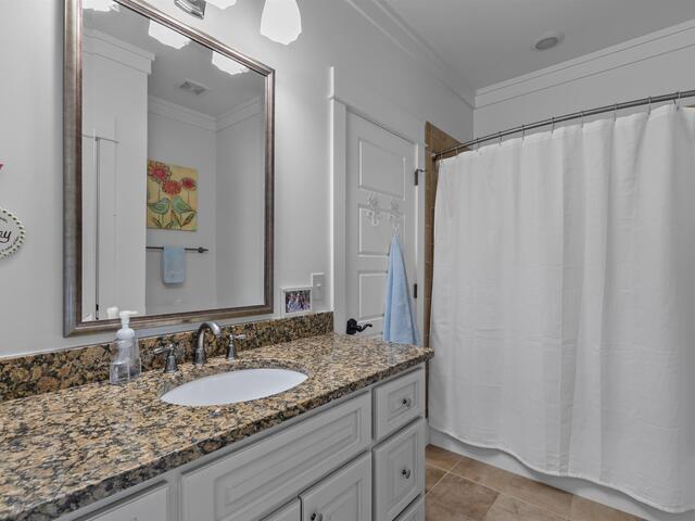 Photo of 341 Riverside Drive