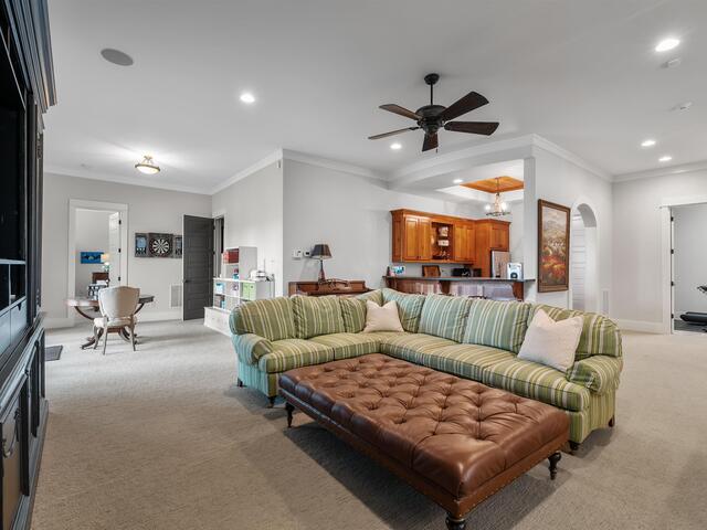 Photo of 341 Riverside Drive