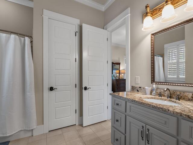 Photo of 341 Riverside Drive