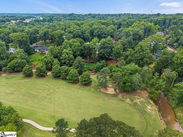 Photo of 341 Riverside Drive