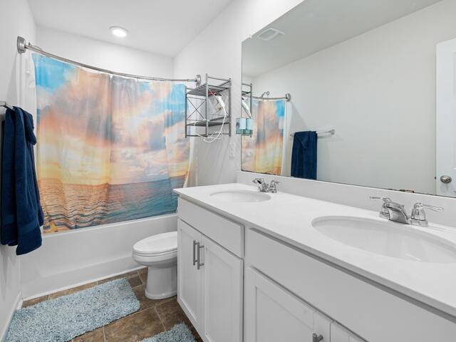 Photo of 21 Karkinnen Court