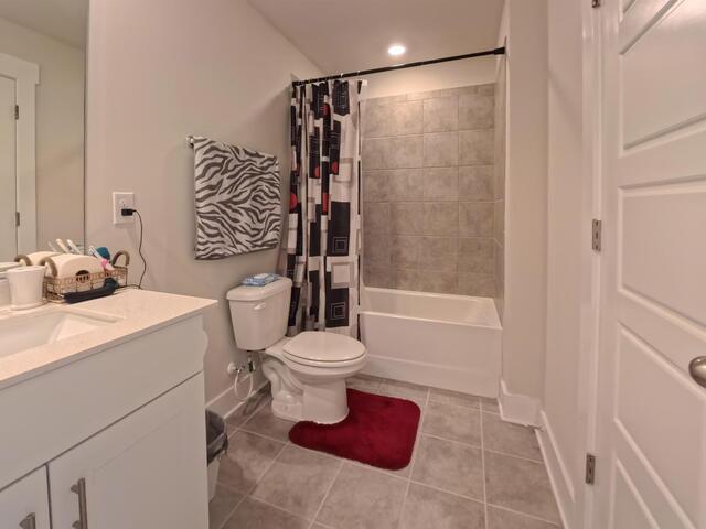 Photo of 28 Bromes Way