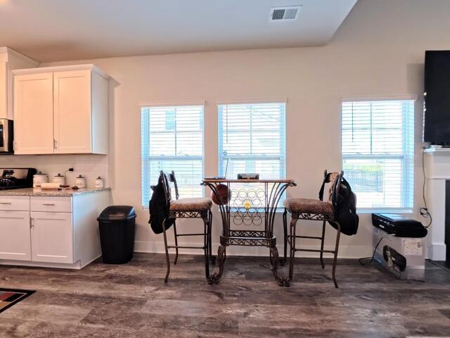 Photo of 28 Bromes Way