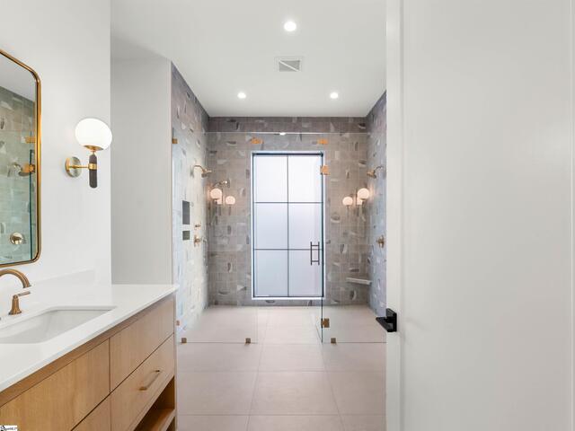 Photo of 313 Waterford Fall Way