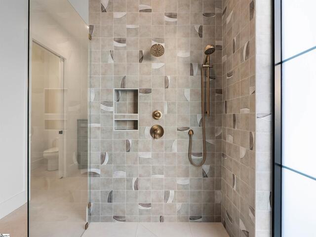 Photo of 313 Waterford Fall Way