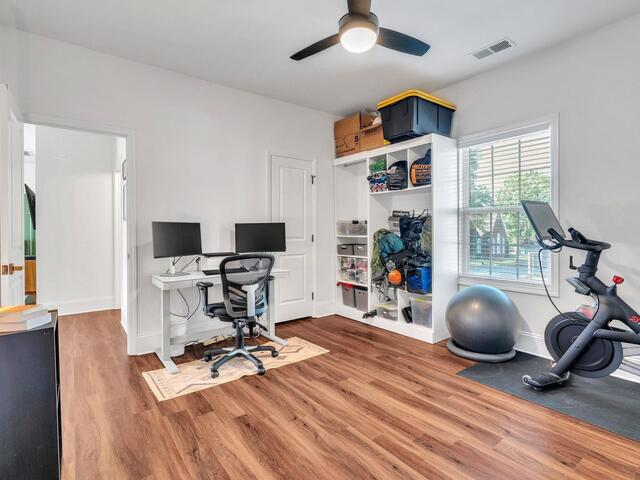 Photo of 221 3rd Avenue