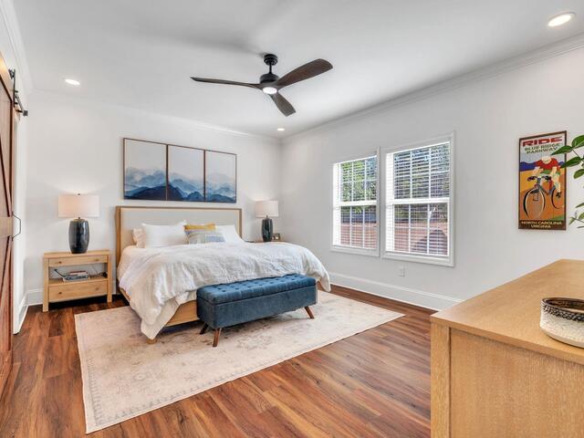 Photo of 221 3rd Avenue