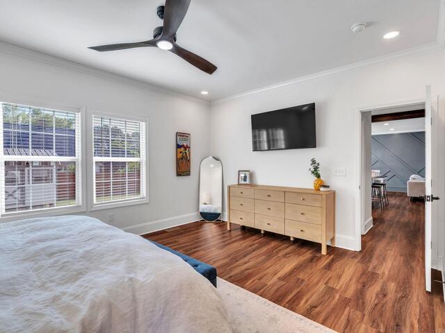 Photo of 221 3rd Avenue